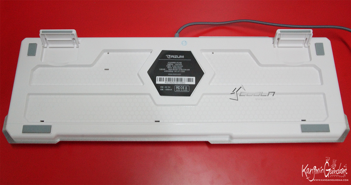리줌 기계식키보드 RIZUM G-FACTOR Z50 RAINBOW Aluminum 사용기 -22.jpg