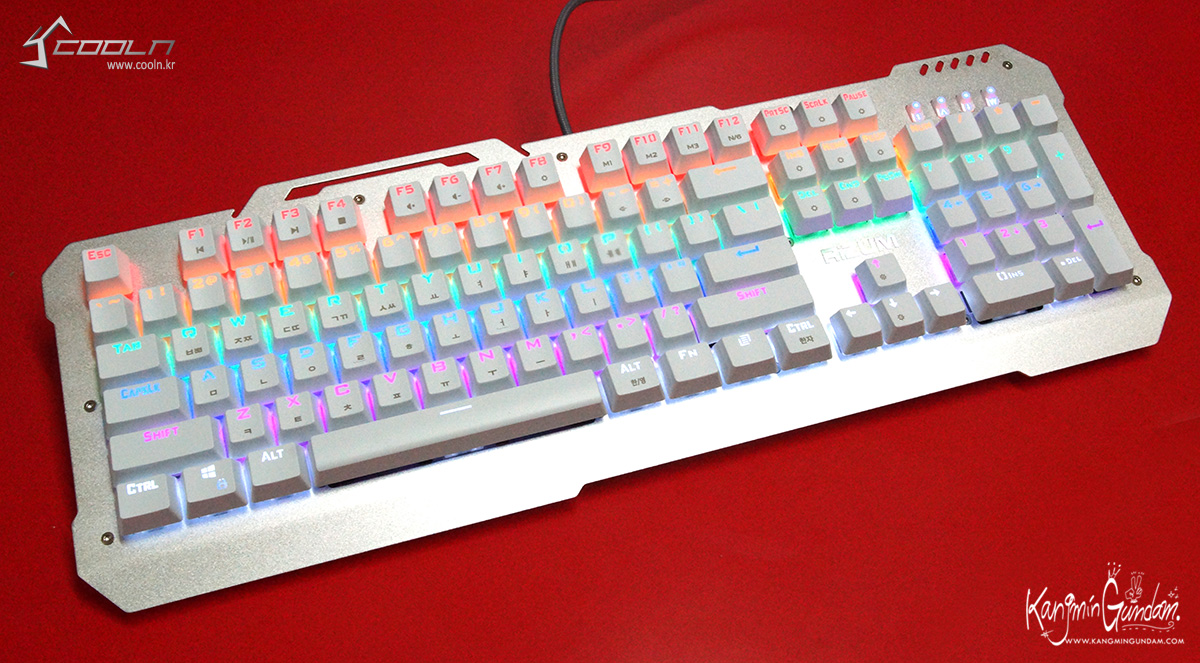 리줌 기계식키보드 RIZUM G-FACTOR Z50 RAINBOW Aluminum 사용기 -50.jpg