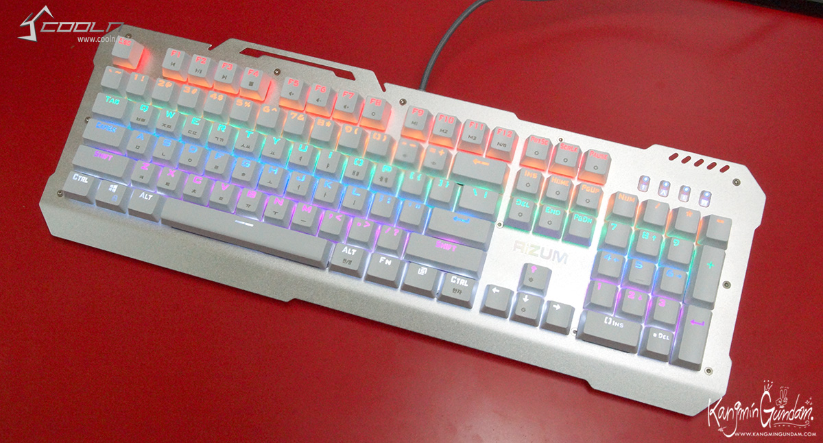 리줌 기계식키보드 RIZUM G-FACTOR Z50 RAINBOW Aluminum 사용기 -55.jpg