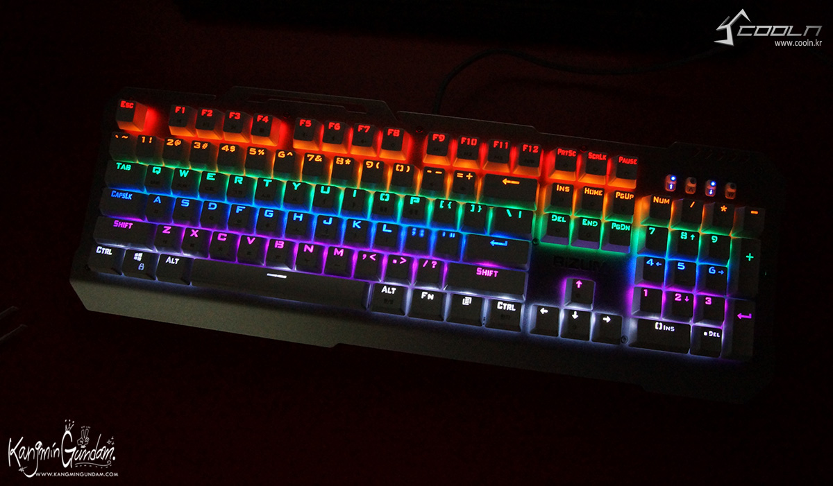 리줌 기계식키보드 RIZUM G-FACTOR Z50 RAINBOW Aluminum 사용기 -57.jpg