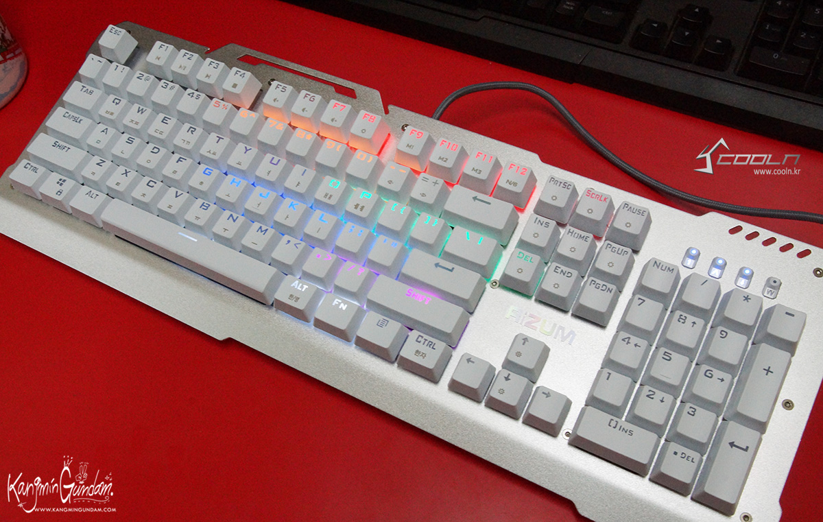 리줌 기계식키보드 RIZUM G-FACTOR Z50 RAINBOW Aluminum 사용기 -51.jpg