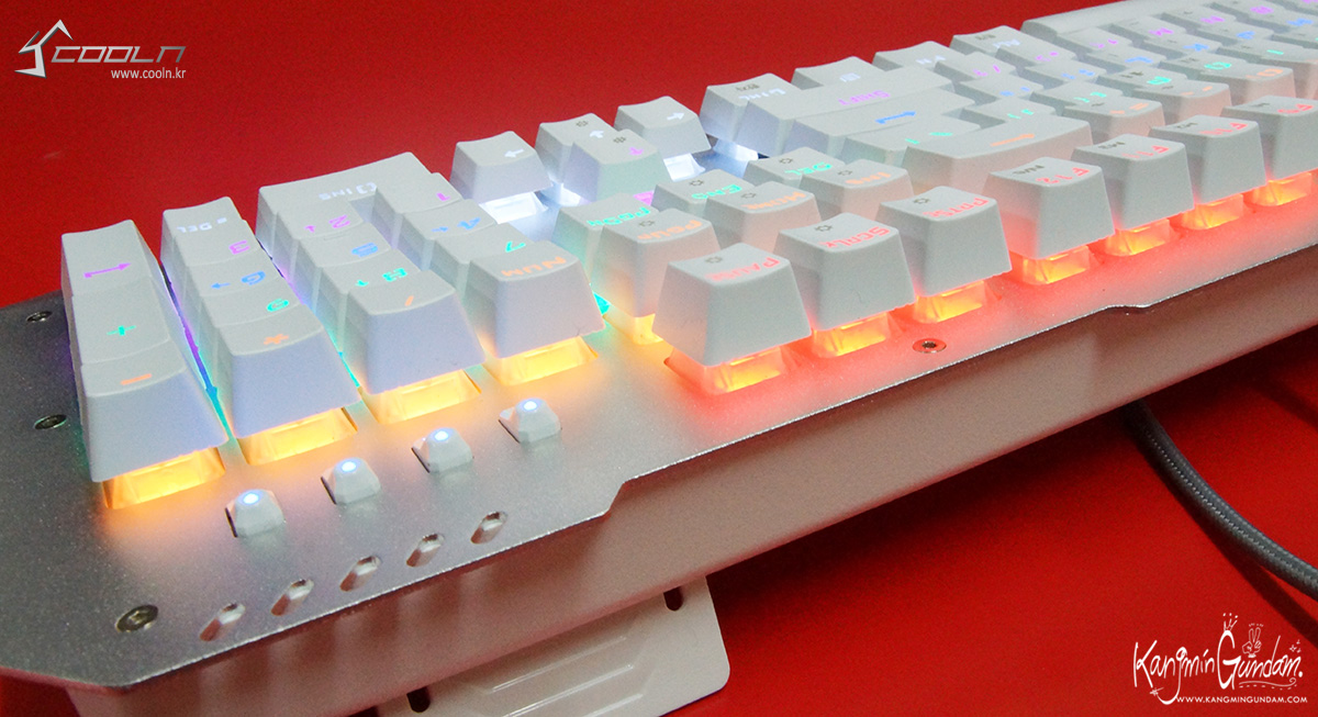 리줌 기계식키보드 RIZUM G-FACTOR Z50 RAINBOW Aluminum 사용기 -53.jpg