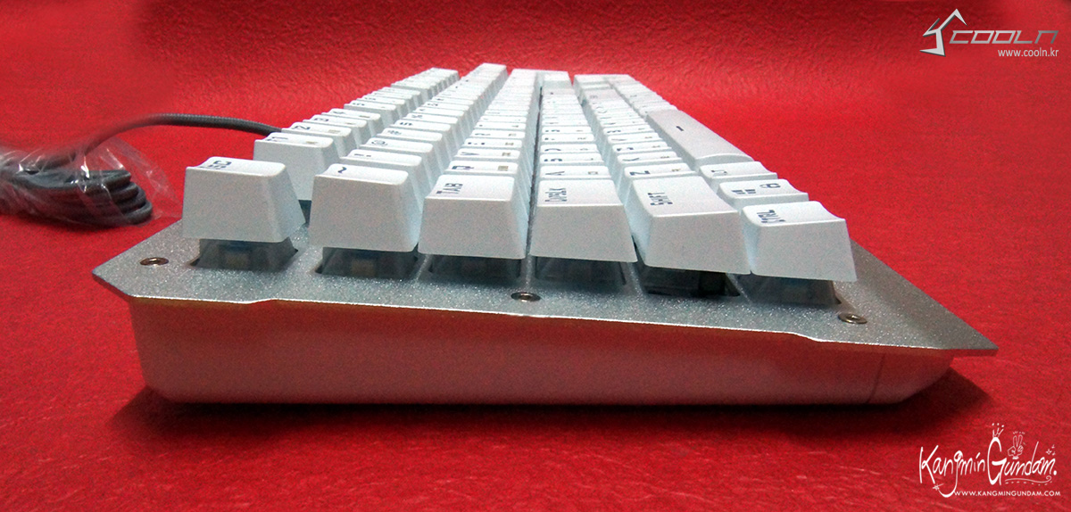 리줌 기계식키보드 RIZUM G-FACTOR Z50 RAINBOW Aluminum 사용기 -17.jpg
